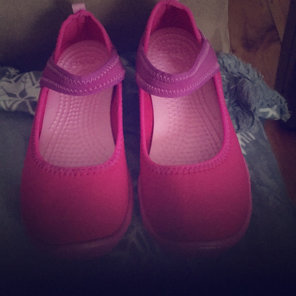 Kids crocs beautiful dressier style
